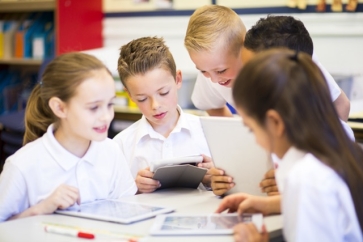 MPs want too encourage more school children to learn about saving and budgeting