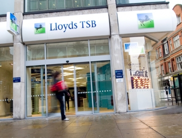 Lloyds makes loss of £3.5bn in 2011 mainly due to PPI claims